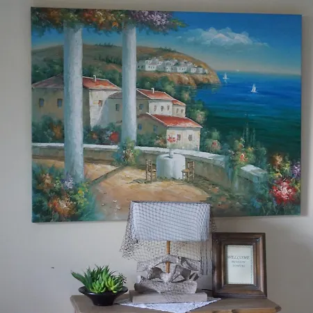 Lägenhetshotell Nontas 3*