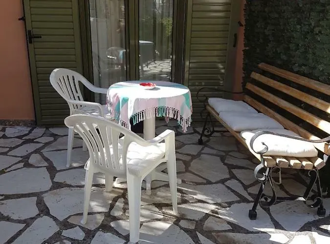 Nontas Aparthotel 3*