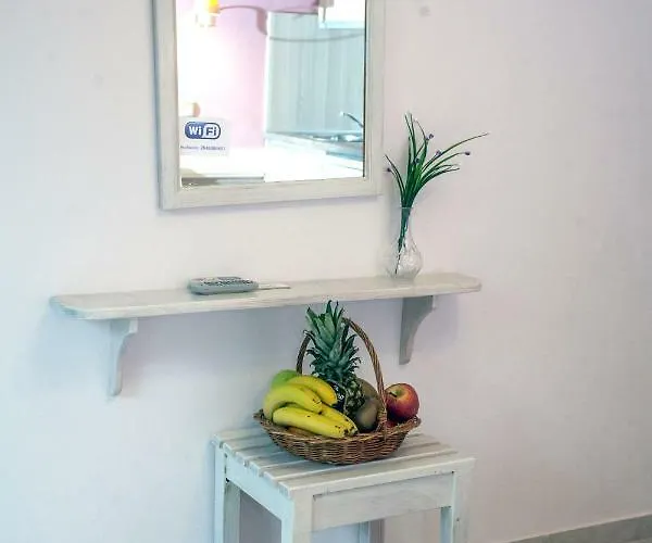 Nontas Aparthotel 3*